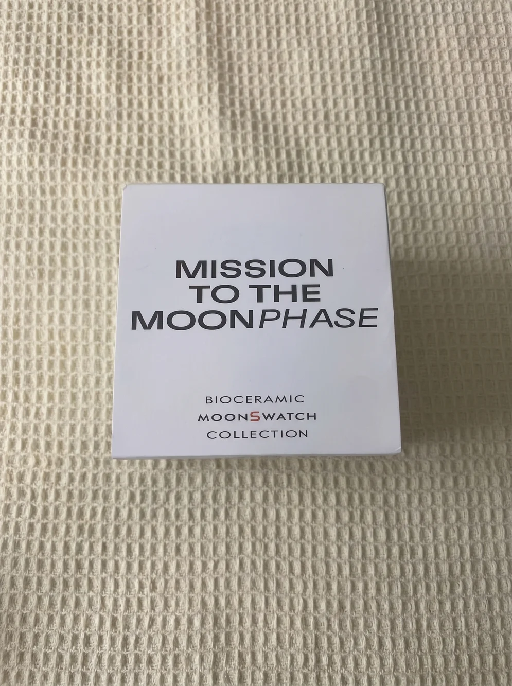 Watch - Swatch x Omega Speedmaster Mission to the Moonphase